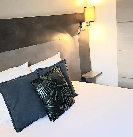 The Originals City, Novella, Centre Gare Hotel 2*