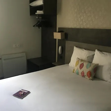 The Originals City, Novella, Centre Gare Hotel 2*