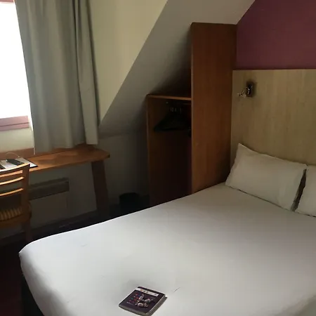 Hotel The Originals City, Novella, Centre Gare