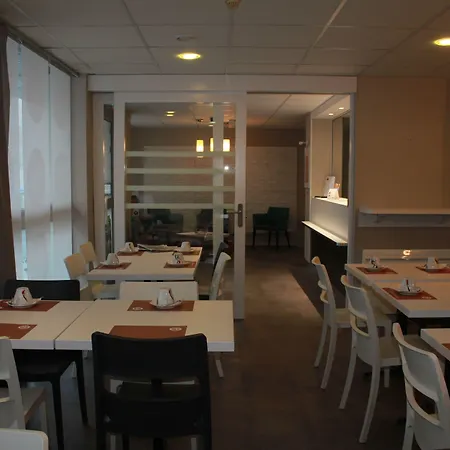 Novella Centre Gare Hotel