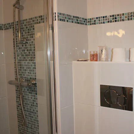 The Originals City, Novella, Centre Gare Szálloda