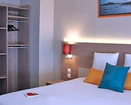 Novella Centre Gare Hotel 2*