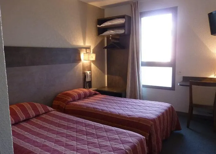 Hotel The Originals City, Novella, Centre Gare