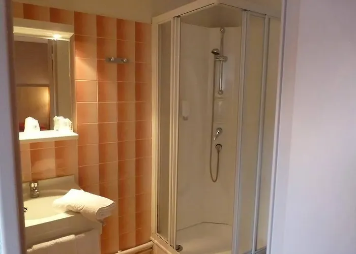 Novella Centre Gare 2*