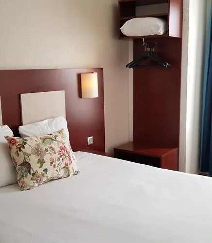 Novella Centre Gare Hotel Nantes