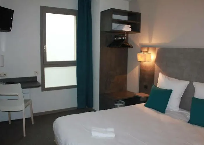 Novella Centre Gare 2* Nantes