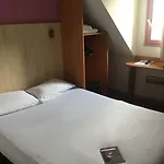 The Originals City, Novella, Centre Gare