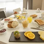 Hotel The Originals City, Novella, Centre Gare