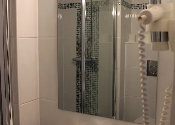 Novella Centre Gare Nantes