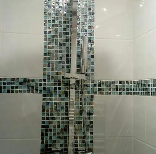 Novella Centre Gare 2*